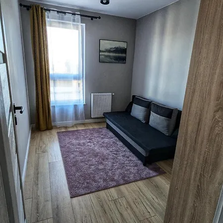 Appartamento Mieszkanie 3 Pokojowe, Pelne Wyposazenie Grabowek Skm